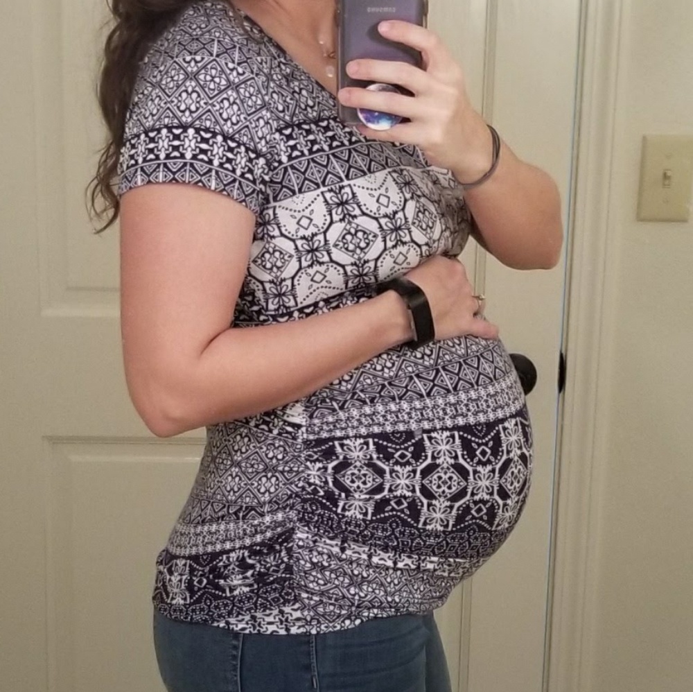 Jessica Simpson Maternity Top